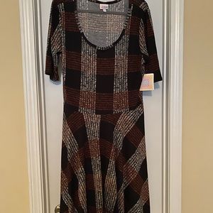 Lularoe Nicole Dress *never worn*